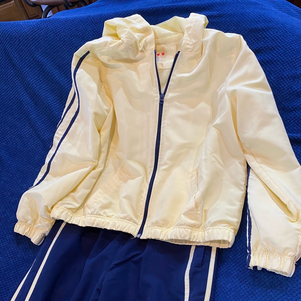 Three Hearts Lined Jogging Suit. Navy and Yellow. Sz Medium - Picture 2 of 10